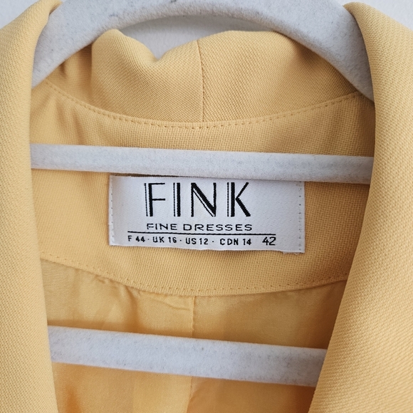 Vintage Fink Fine Dresses Yellow Short Sleeve Blazer with Black Buttons - Picture 3 of 9